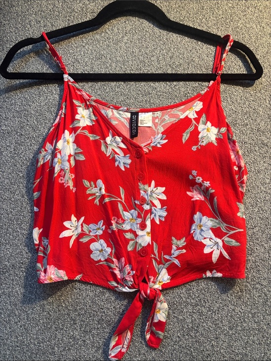 Divided Tops - Divided Red Floral Button-Front Tie-Hem Camisole